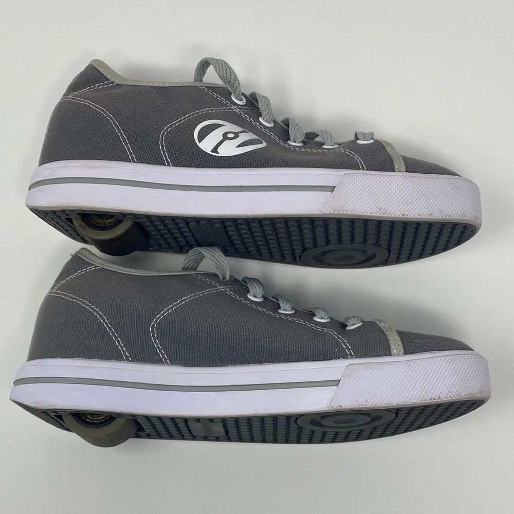 Heelys gray canvas