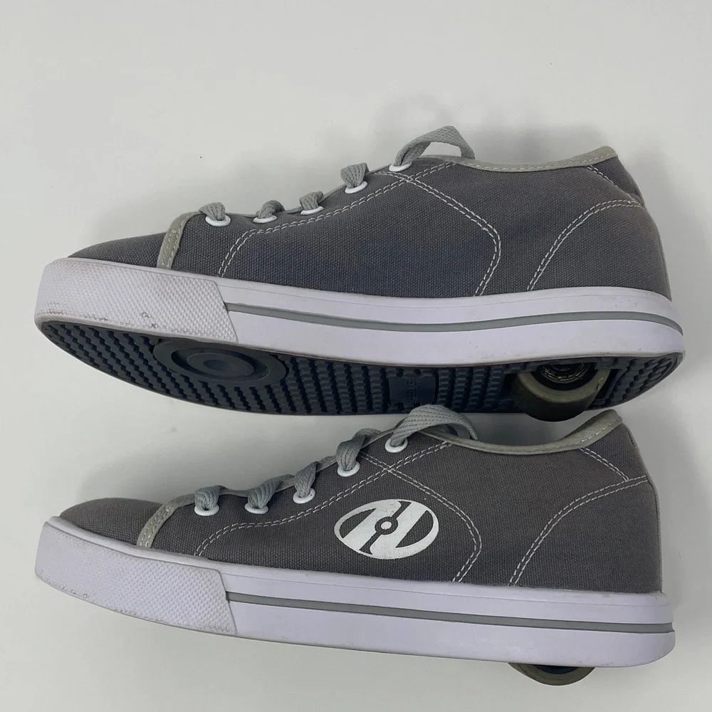 Heelys gray canvas