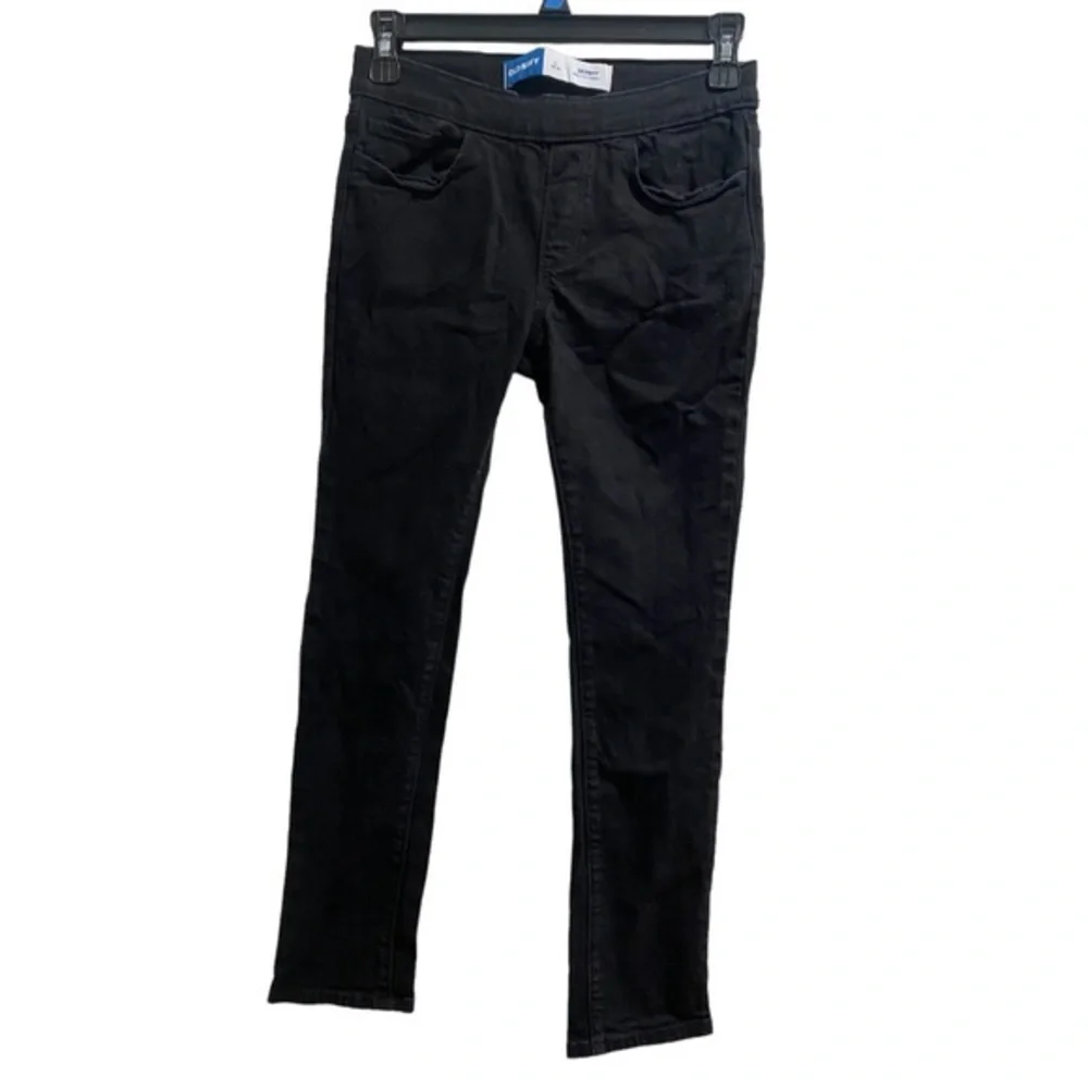 Old Navy pair girls