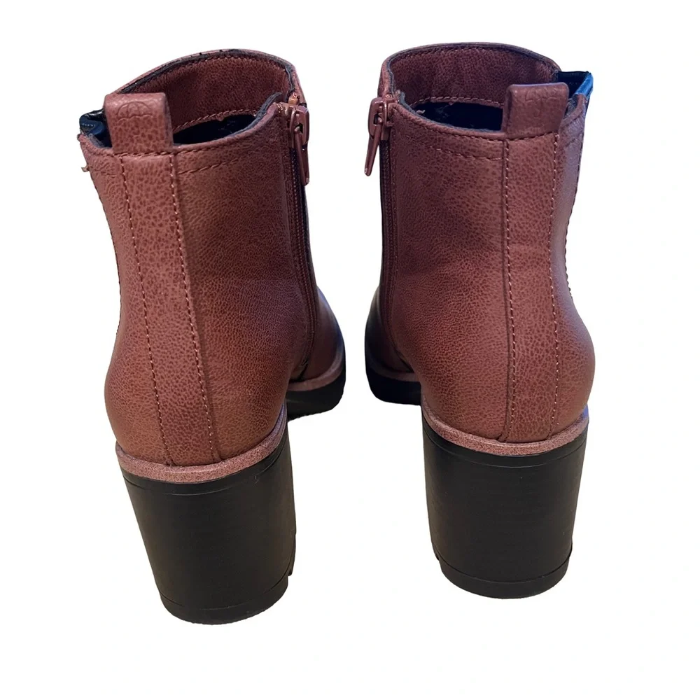 Naturalizer new without