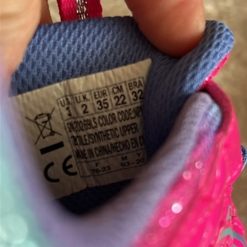 Skechers brand new