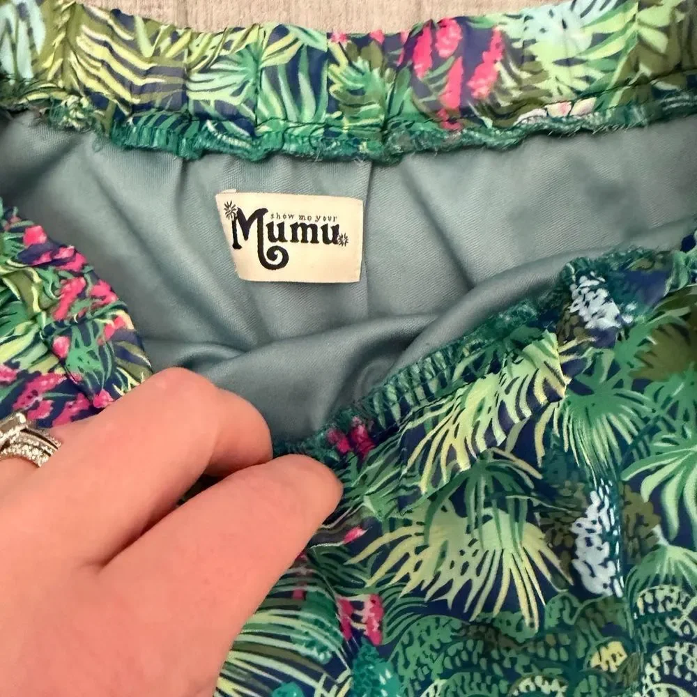 Show Me Your MuMu vibrant skater