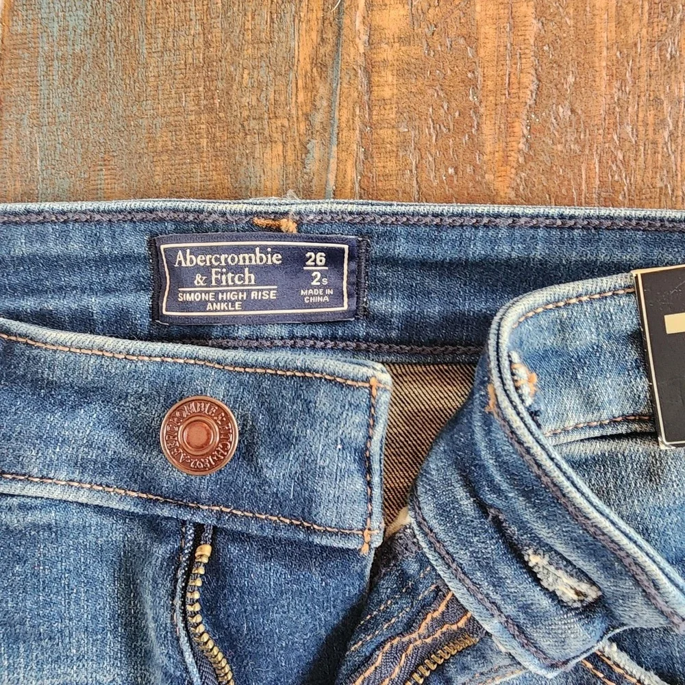 Abercrombie & Fitch a&f nwt