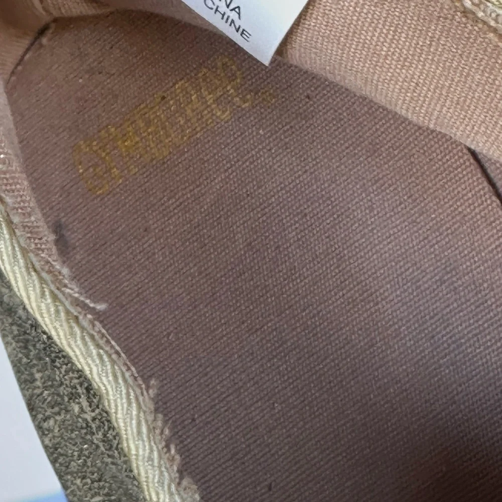 Gymboree shiny gold