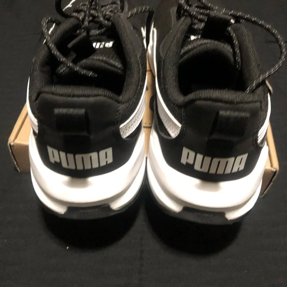 Puma Zip C Men's Sneaker Black White Athletic Running Shoes Size 9.5, 397087-01