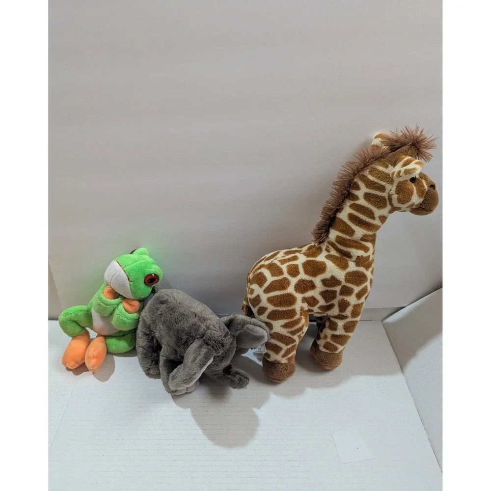 Wild‎ Republic Plush Animal Lot Giraffe Elephant Red Eyed Tree Frog Stuffed Toys