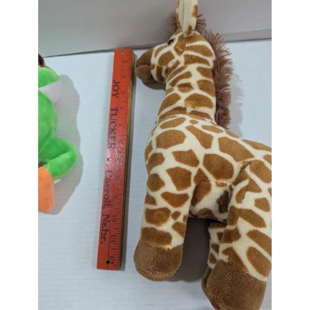Wild‎ Republic Plush Animal Lot Giraffe Elephant Red Eyed Tree Frog Stuffed Toys