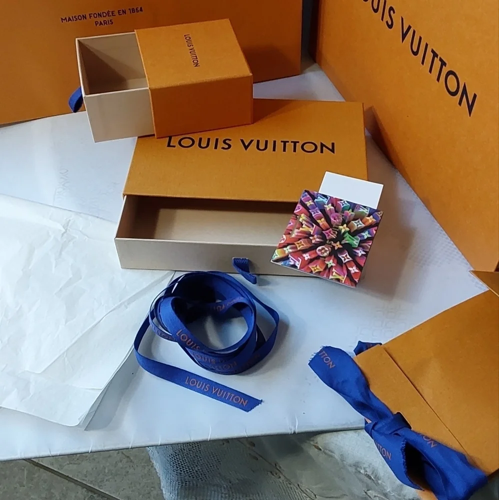 LOUIS VUITTON‎ BOXES & BAGS STORAGE  /ORGANIZER PACKAGE