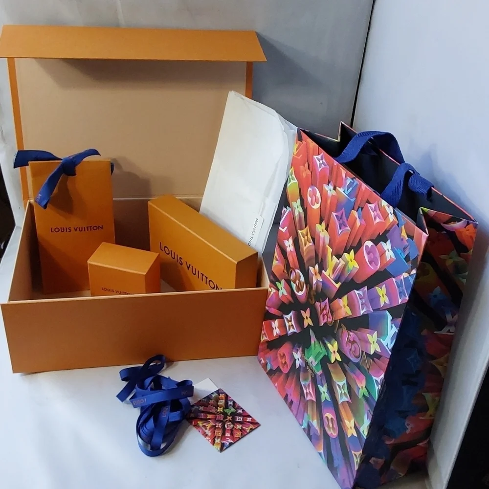 LOUIS VUITTON‎ BOXES & BAGS STORAGE  /ORGANIZER PACKAGE