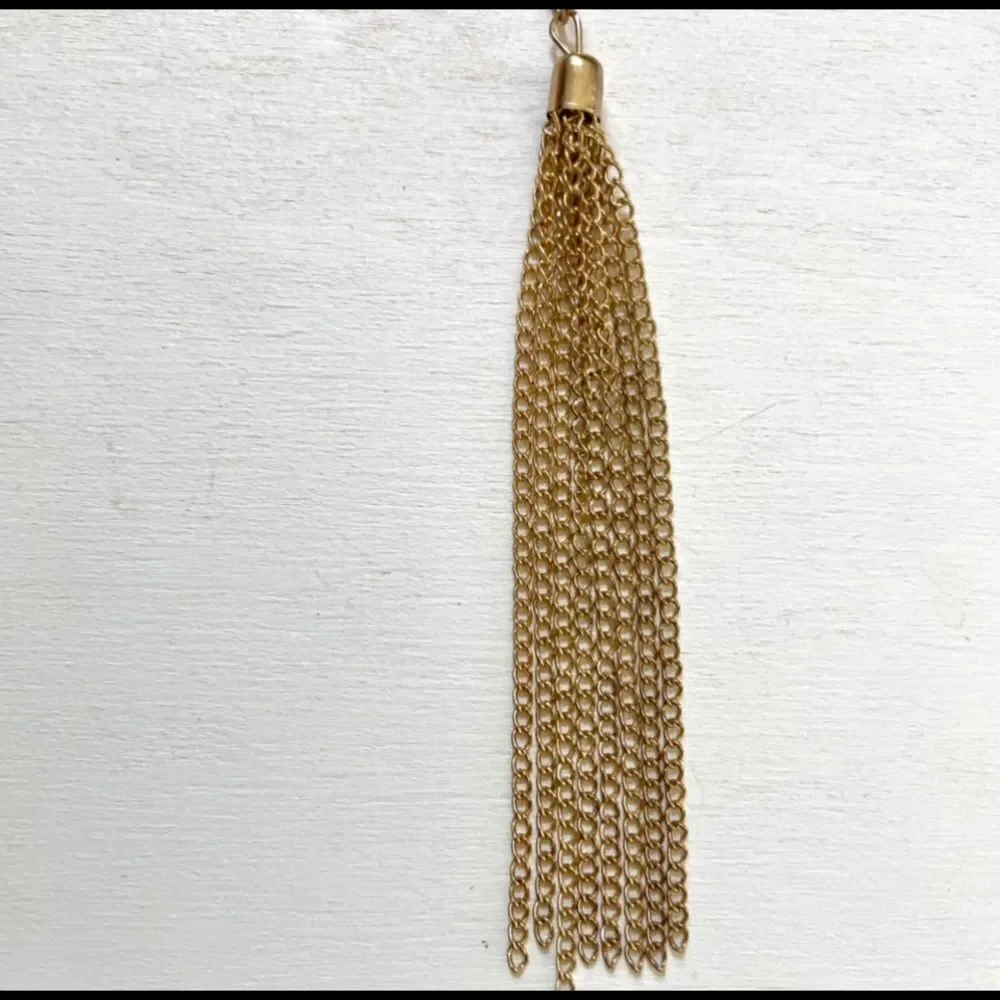 N/A gold tone