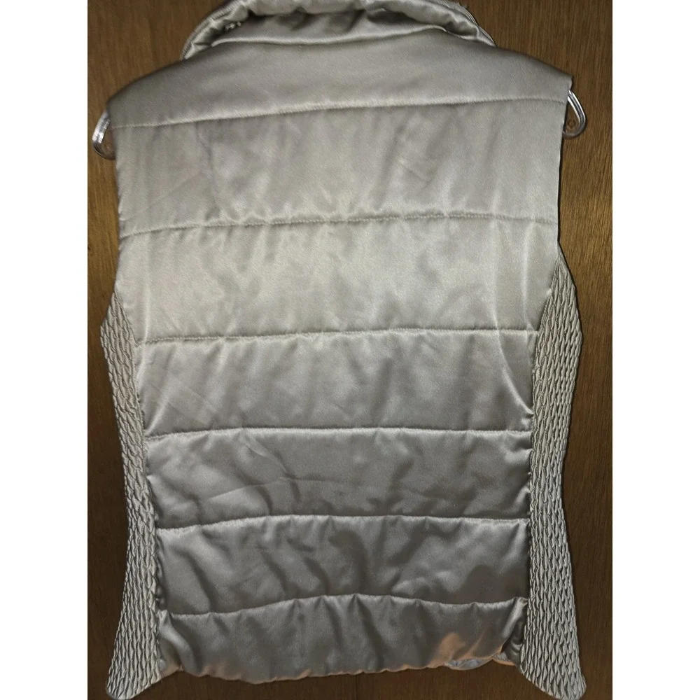 Liz‎ Claiborne Womans Puffer Vest Medium Grey Zip Side Pockets Quilted