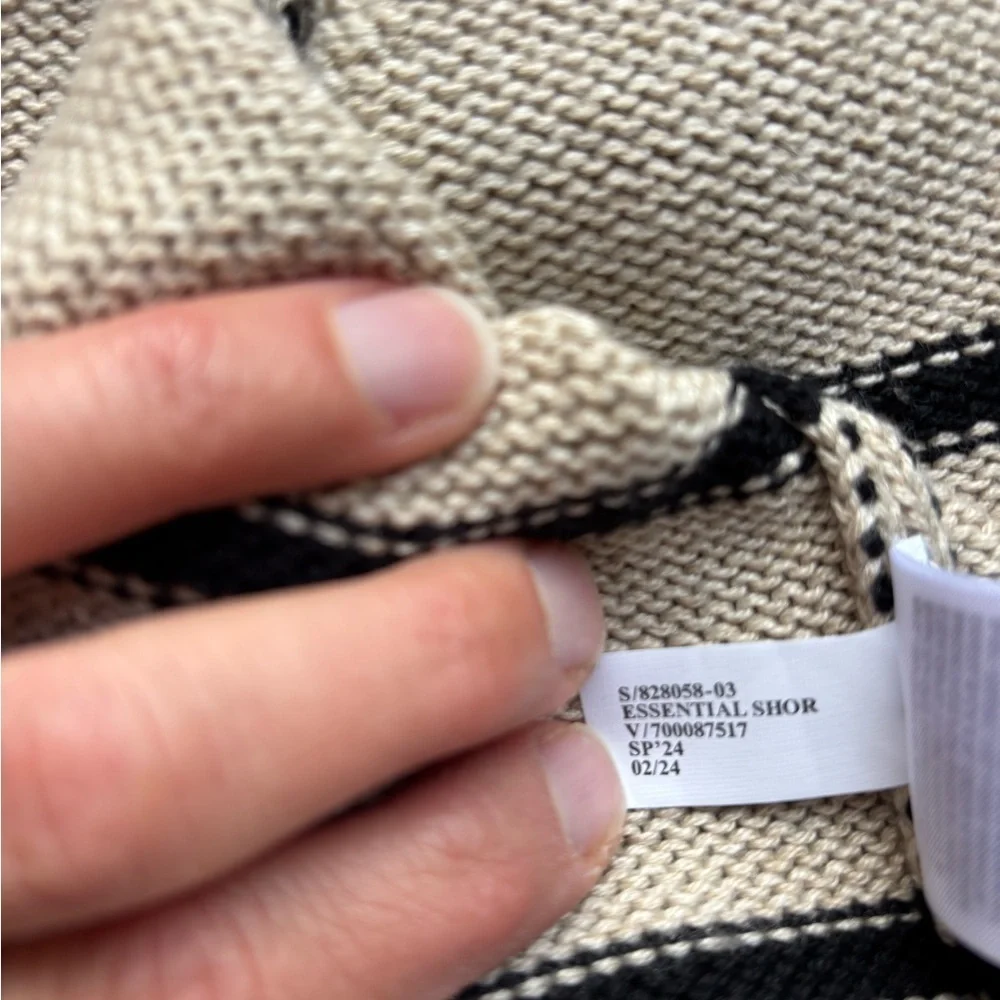 Banana Republic stay cozy