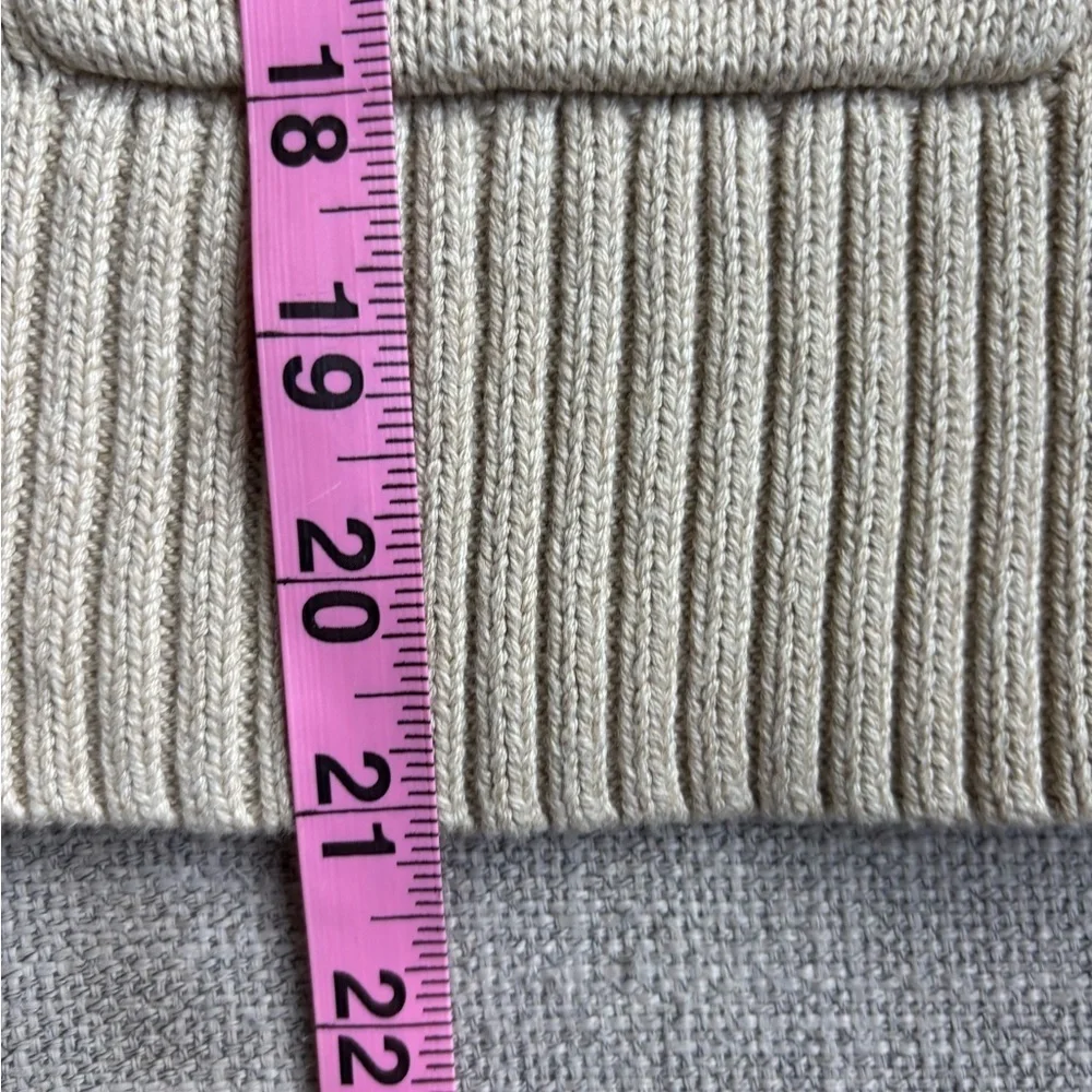 Banana Republic stay cozy