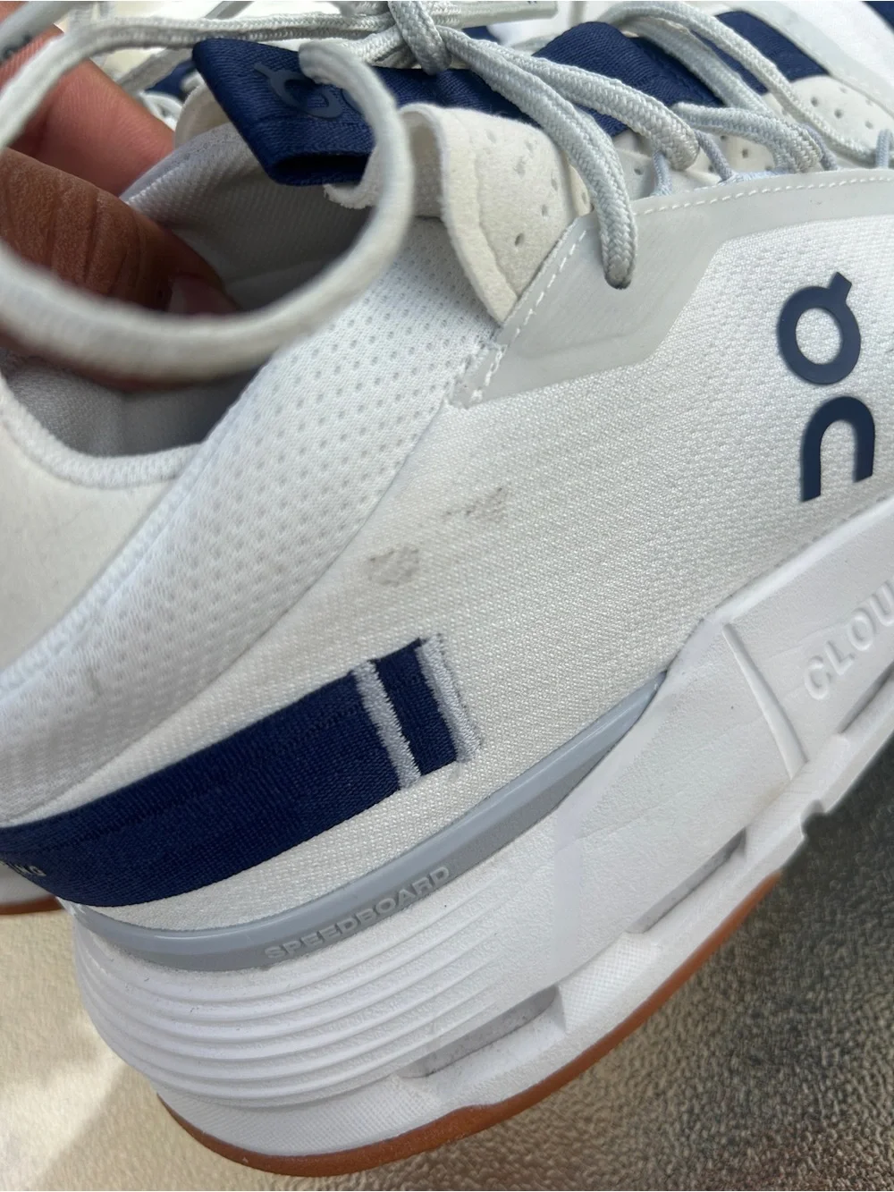 On Running zero gravity