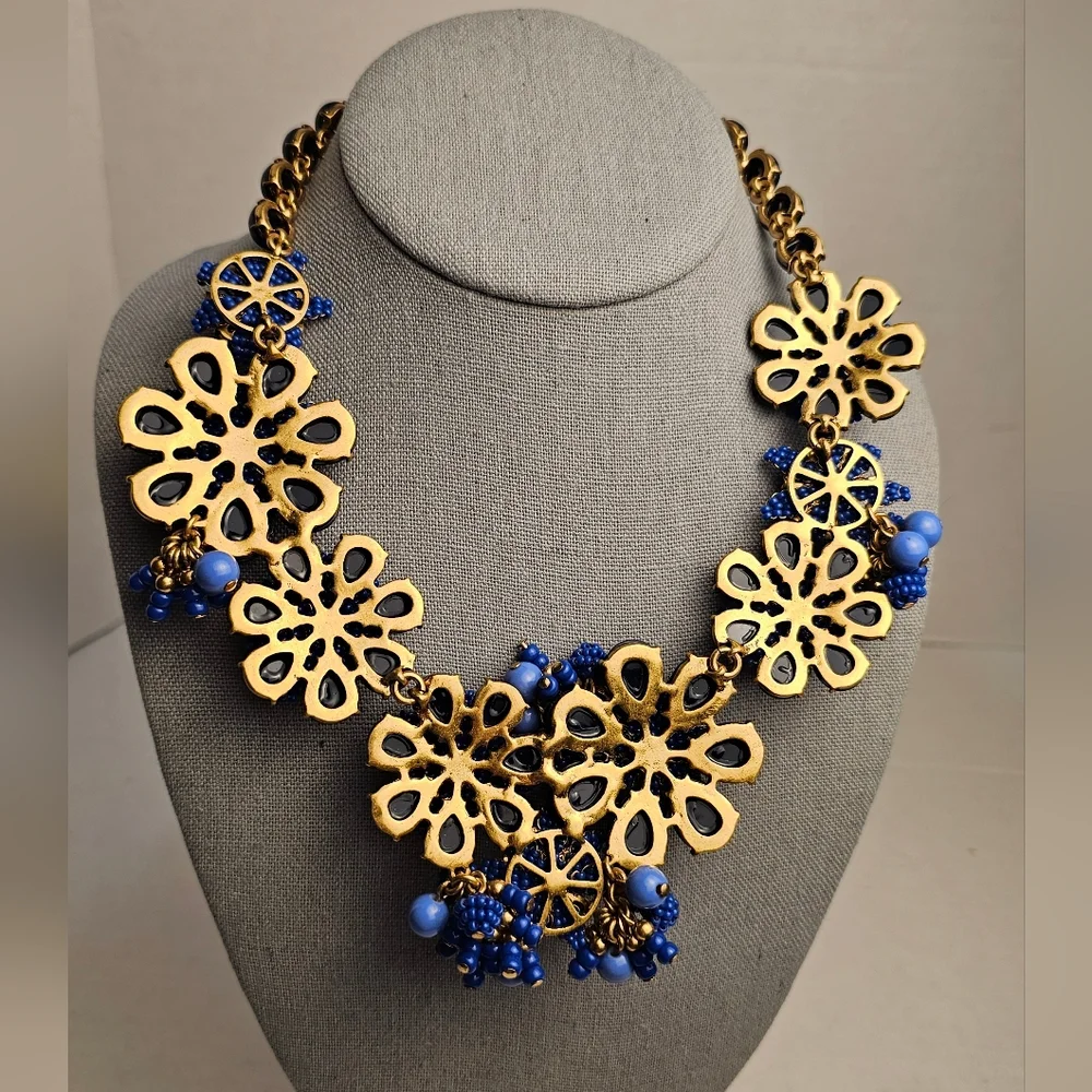 [J. CREW] Gardenia Blue Beaded Chunky Statment Floral Asymmetrical Necklace