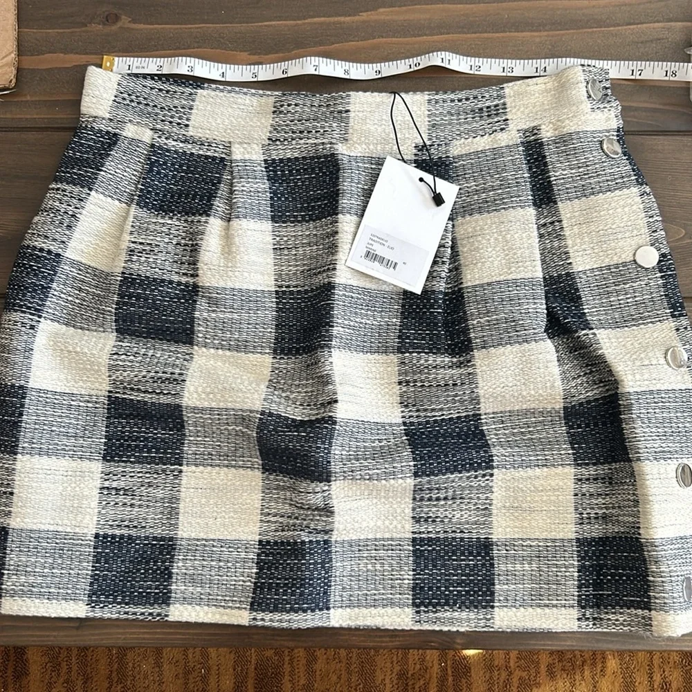 Roseanna nwt please