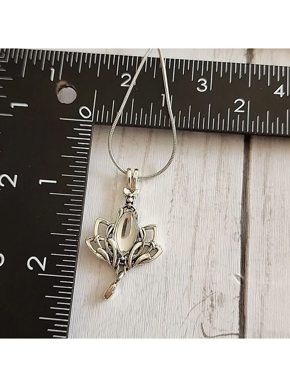 LOTUS Moonstone Dangle Pendant Necklace 16 inch NP