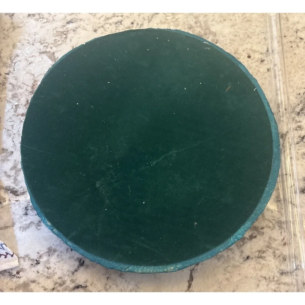 The Ashton-Drake Galleries chip base