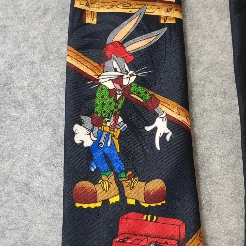 Vintage 1996 Looney Tunes Mania Long Bugs, Taz And Coyote Polyester Tie