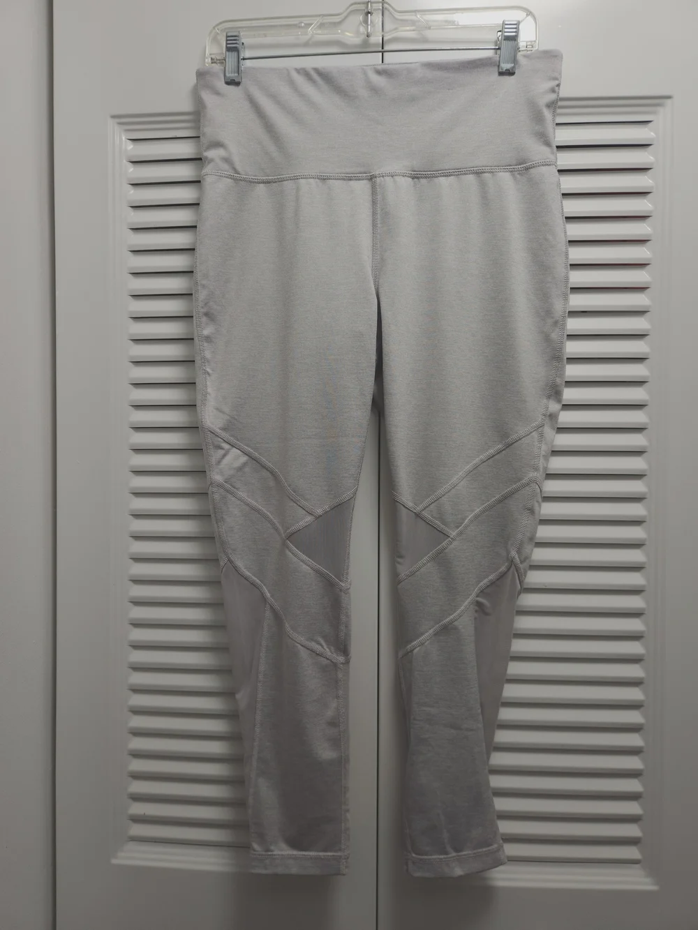 Xersion Train High Rise 7/8 Ankle Leggings Women's Large Light Gray Athletic