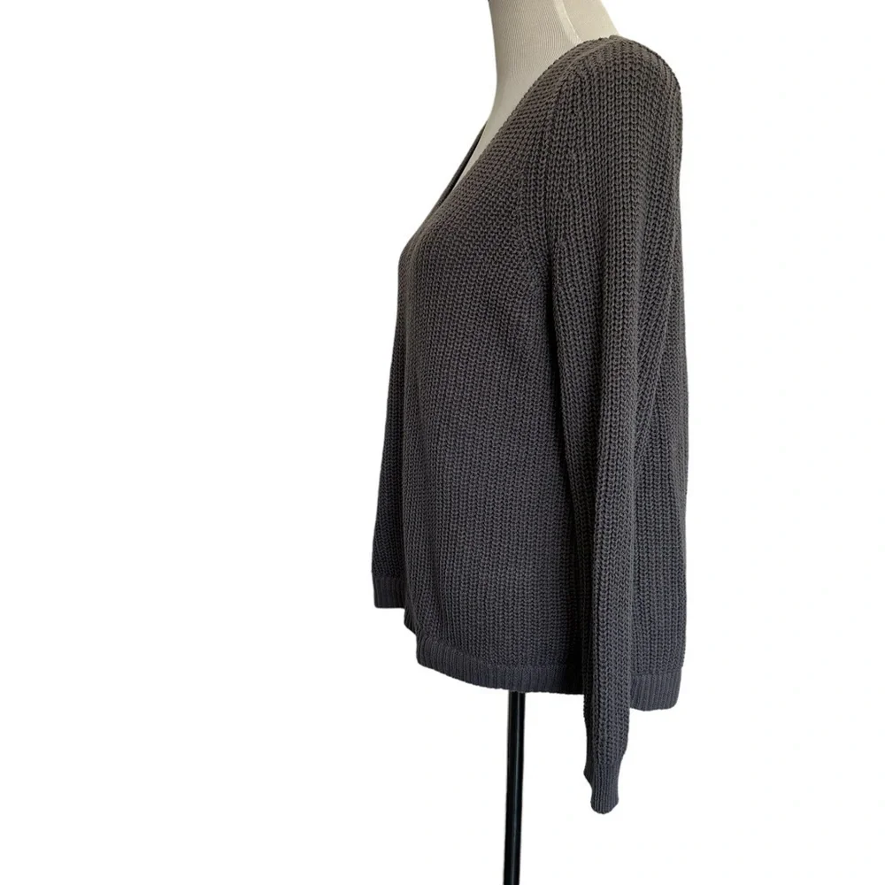 torrid gray neck