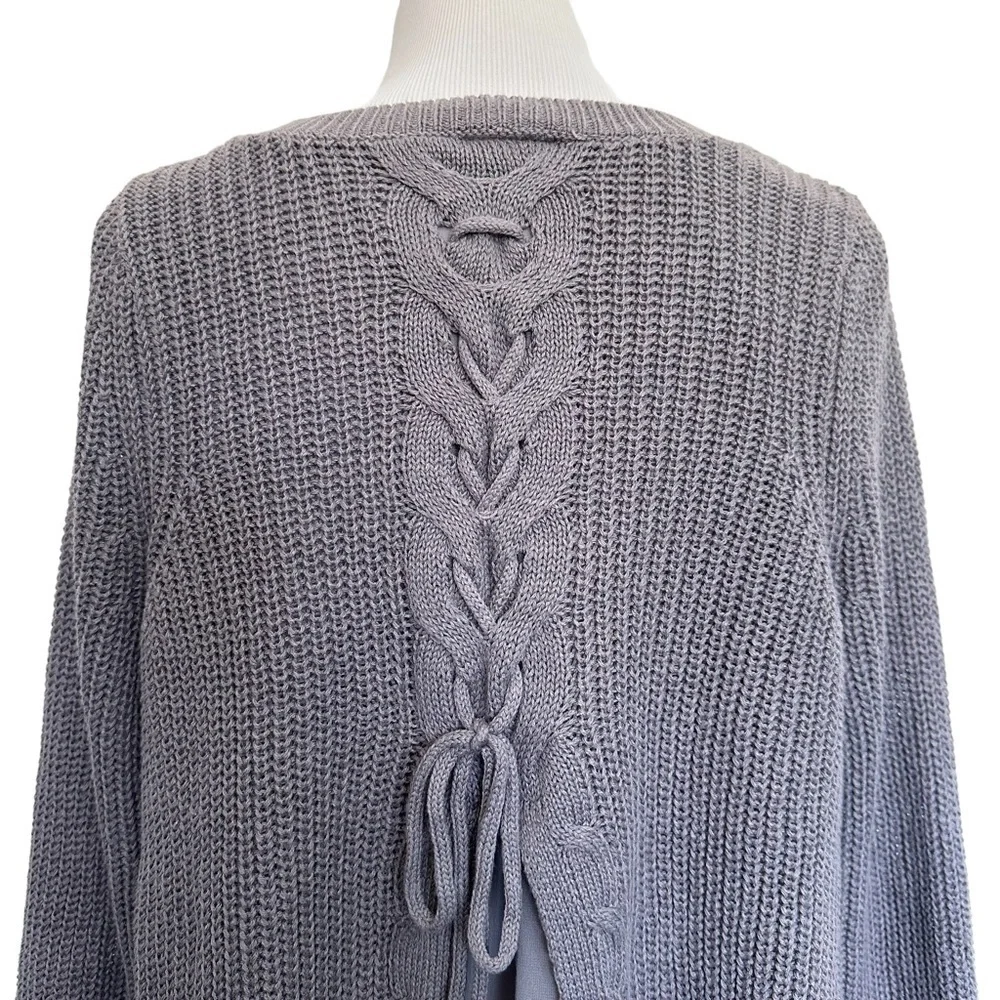 torrid gray neck