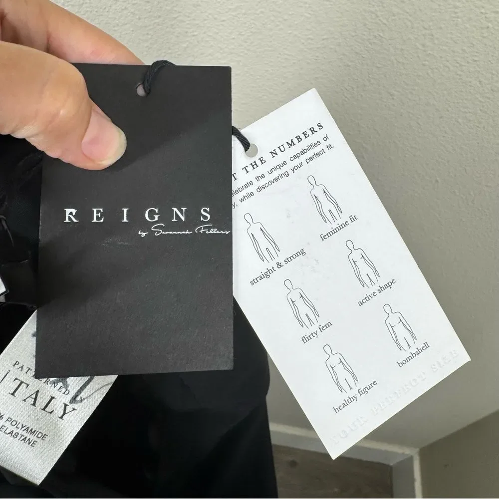 Unbranded nwt reigns