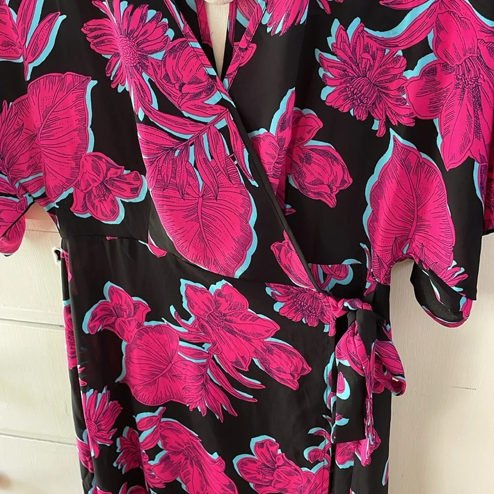 MONTEAU LOS ANGELES Floral Pink and Black Maxi Wrap Dress Large