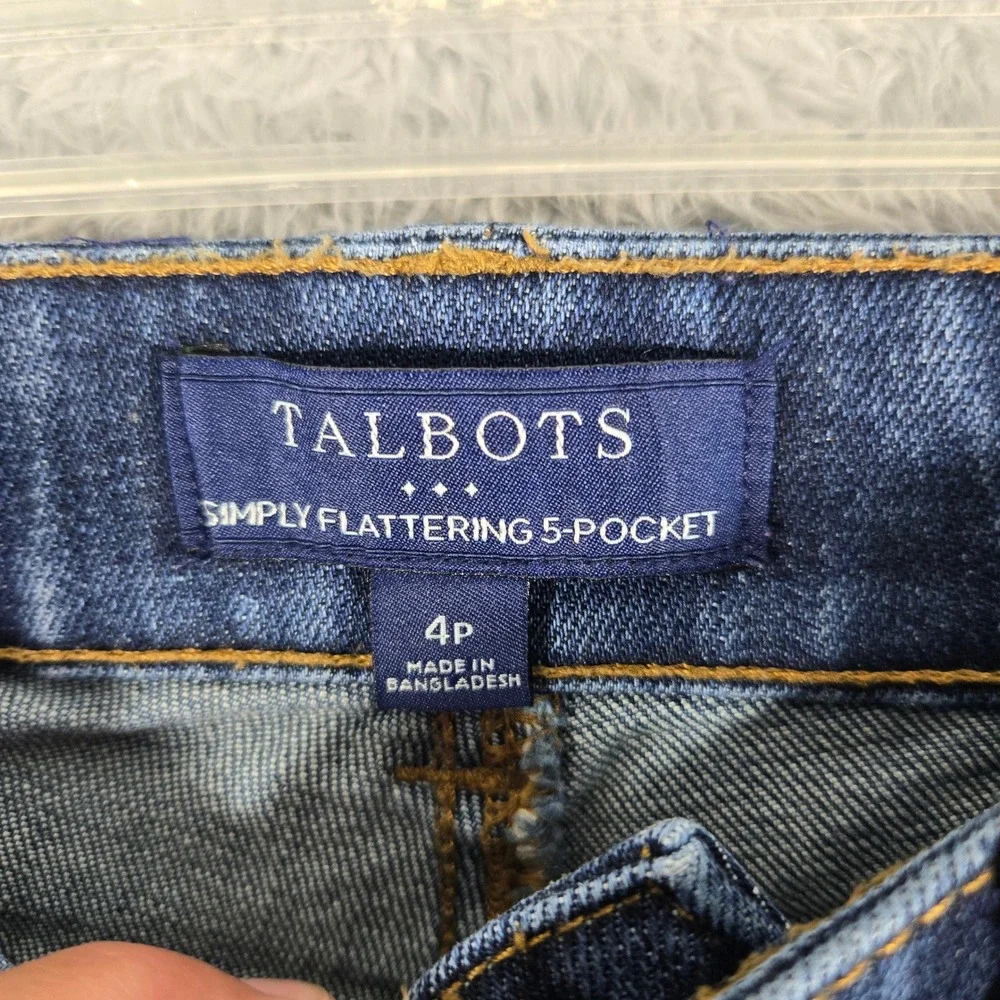 Talbots Simply Flattering 5-Pocket Jeans Womens 4P Dark Wash Straight Leg Denim