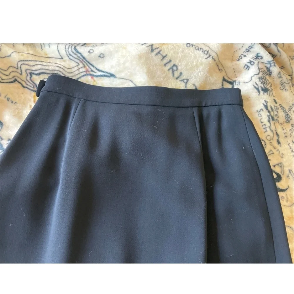 Max Mara Size 10 Black Skirt Made In Italy