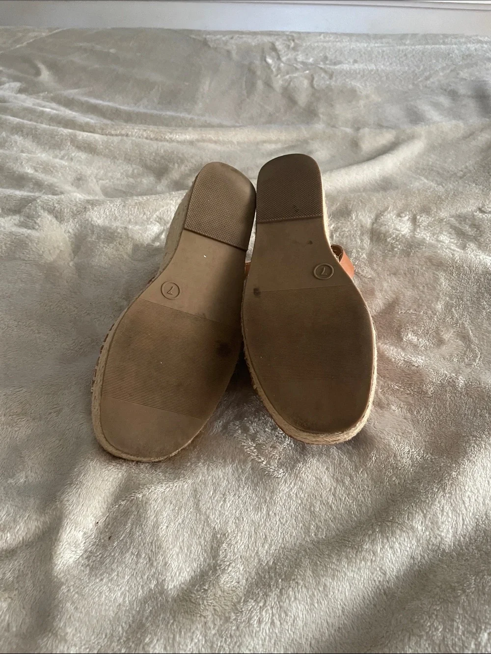 Universal Thread sole wrapped