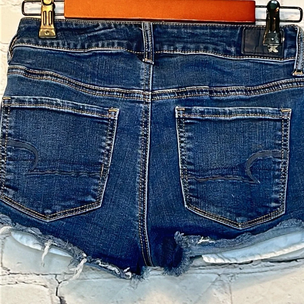 American Eagle Raw Hem Hi-Rise Shortie Blue Jean Shorts Size 4