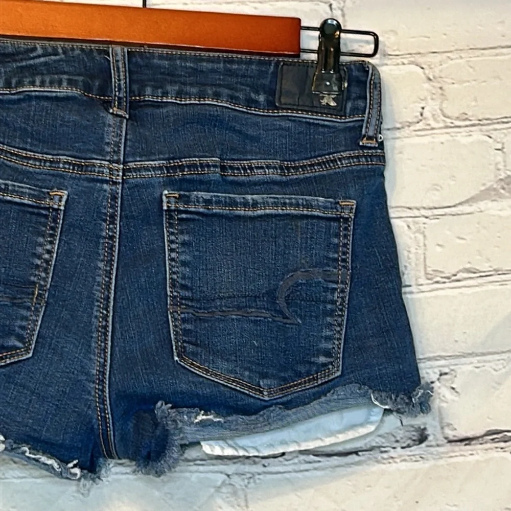 American Eagle Raw Hem Hi-Rise Shortie Blue Jean Shorts Size 4