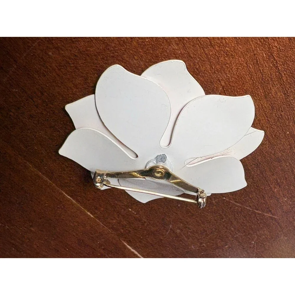 Unbranded costume all white