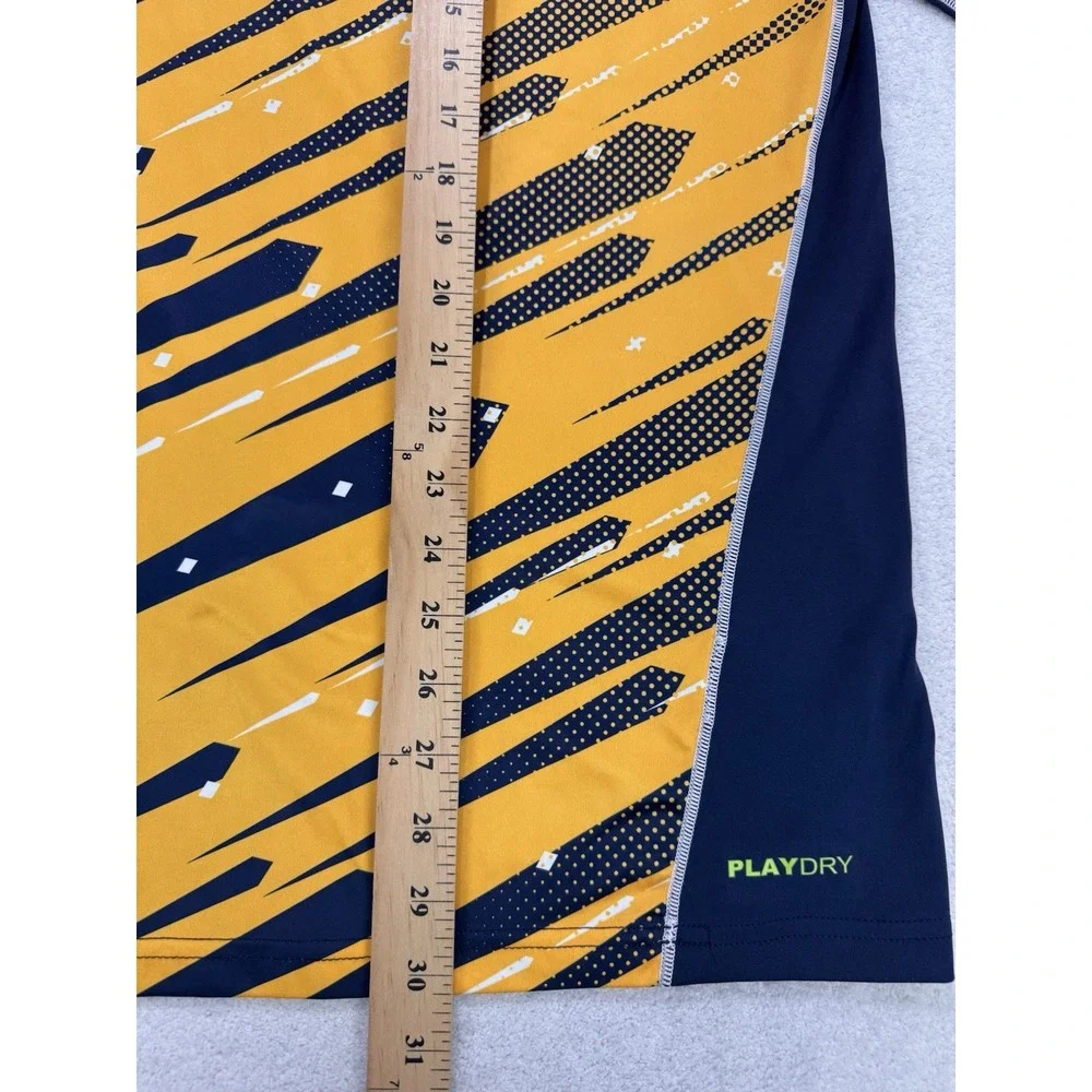 Reebok pullover shirt