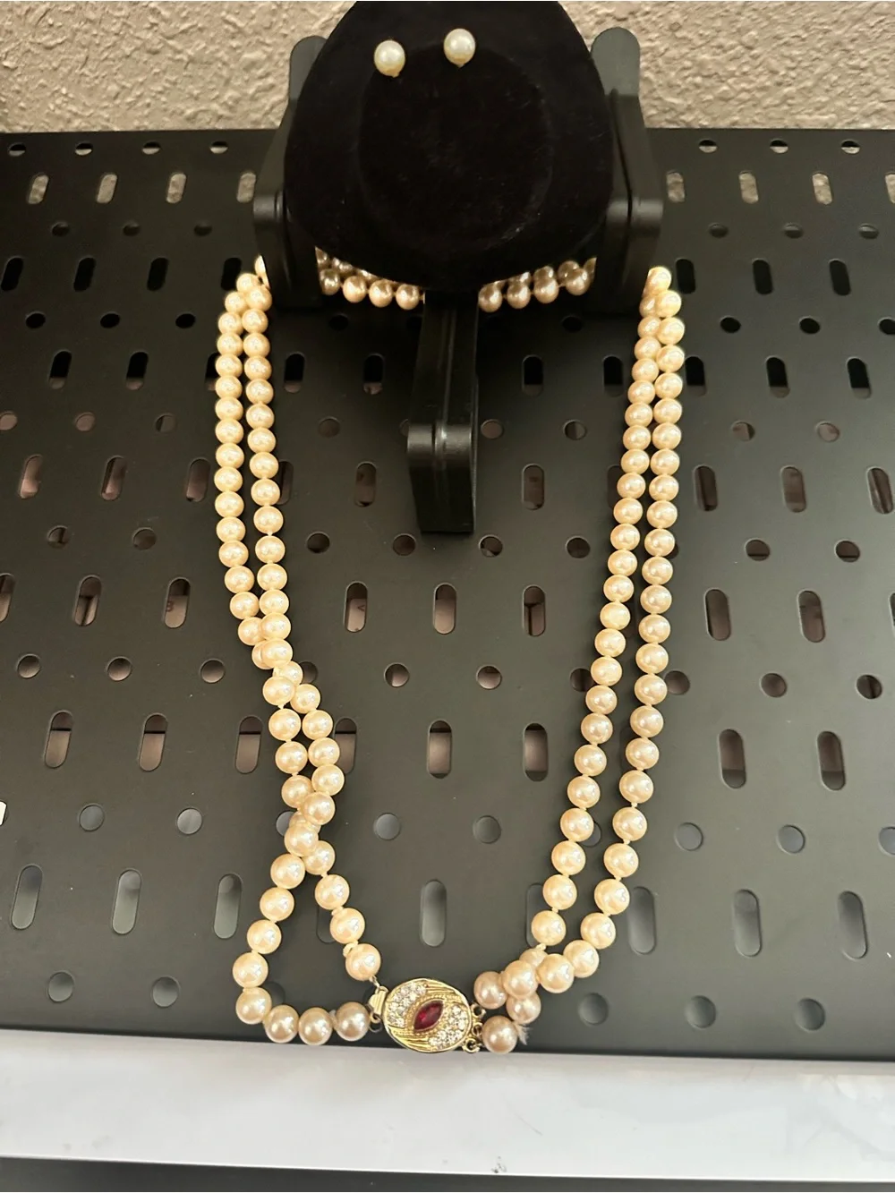 Double-Strand Ivory Pearl Necklace with Gold and Ruby Accent and earrings