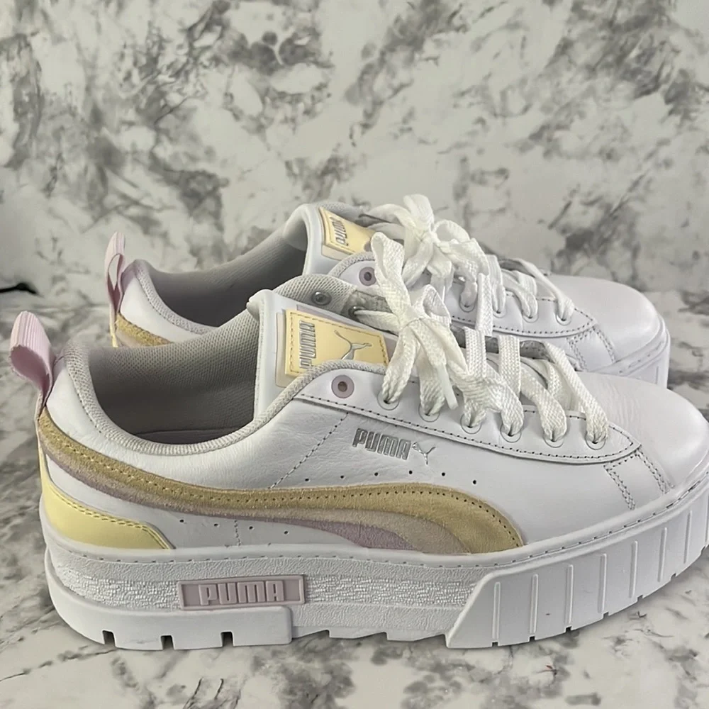 Puma here pair
