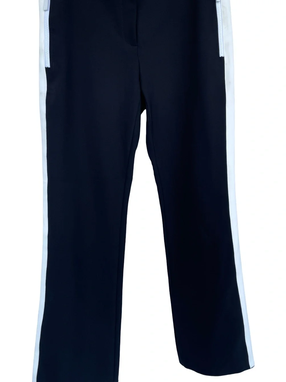 Lafayette 148 New York sleek black