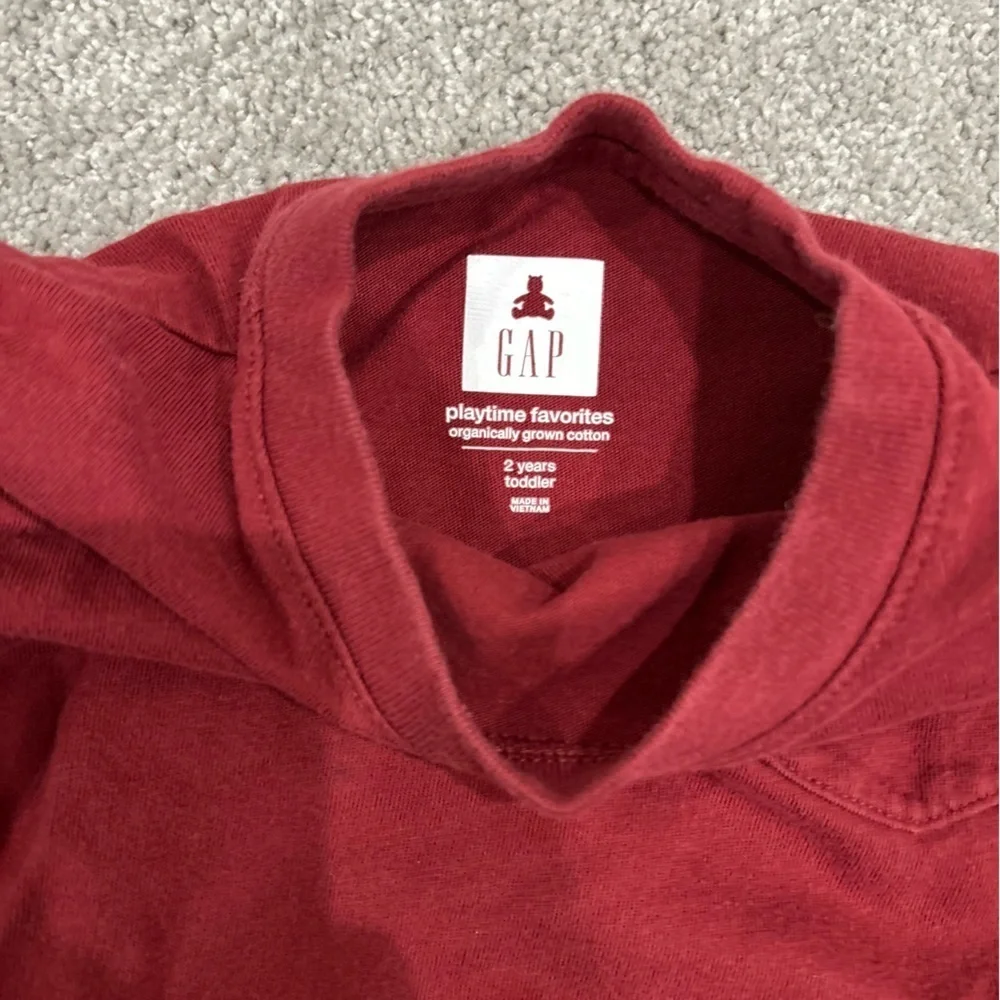 GAP rich red