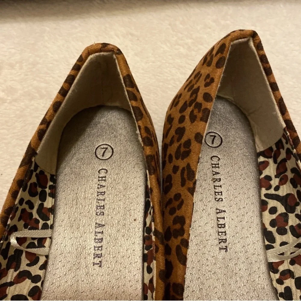 Charles Albert ended knot comfortable