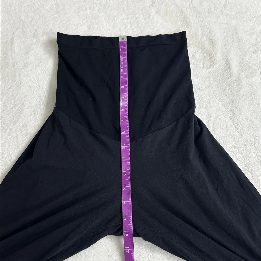 Motherhood comfortable black