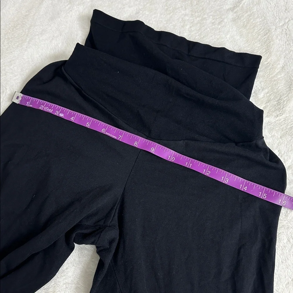 Motherhood comfortable black