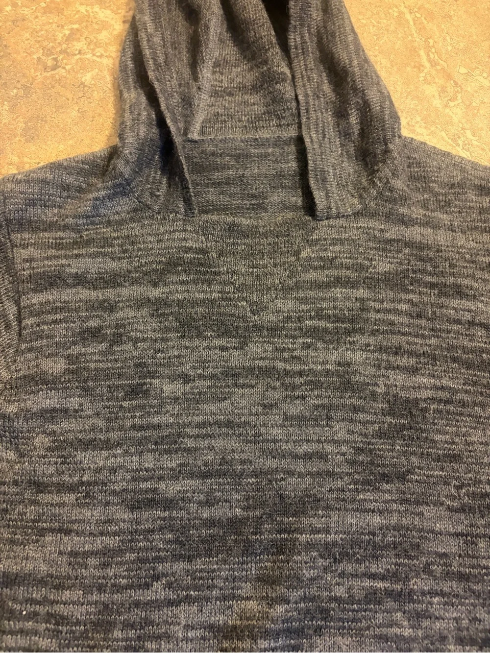 Paka—Women’s /Unisex Charcoal Heather Hooded Alpaca wool knit Pullover