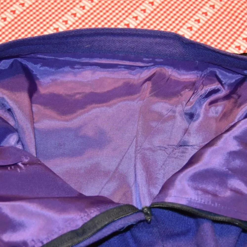 N/A vibrant purplish