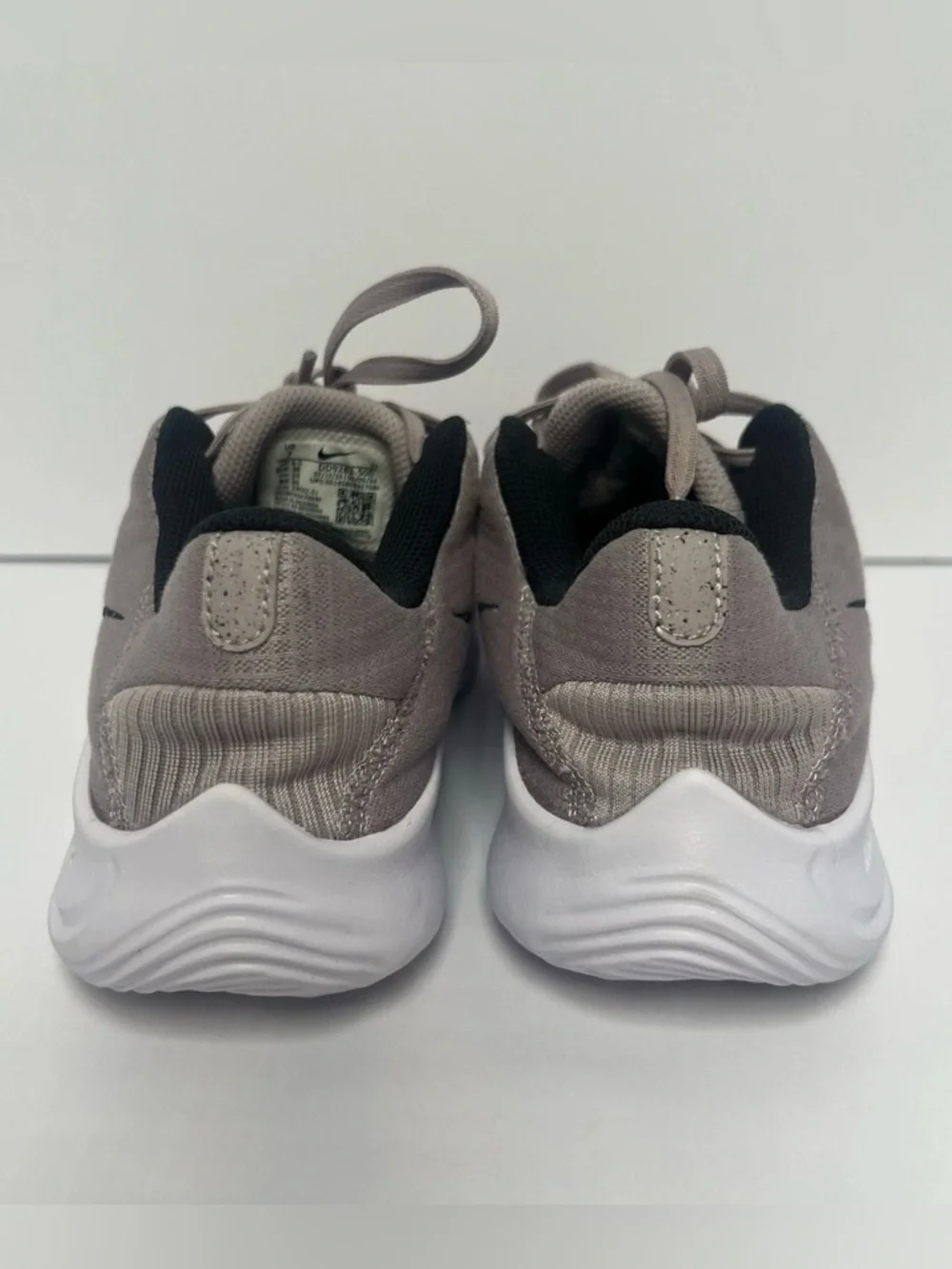 Nike Flex Experience Run 11 Next Nature Amethyst Ash Grey Women Size 7