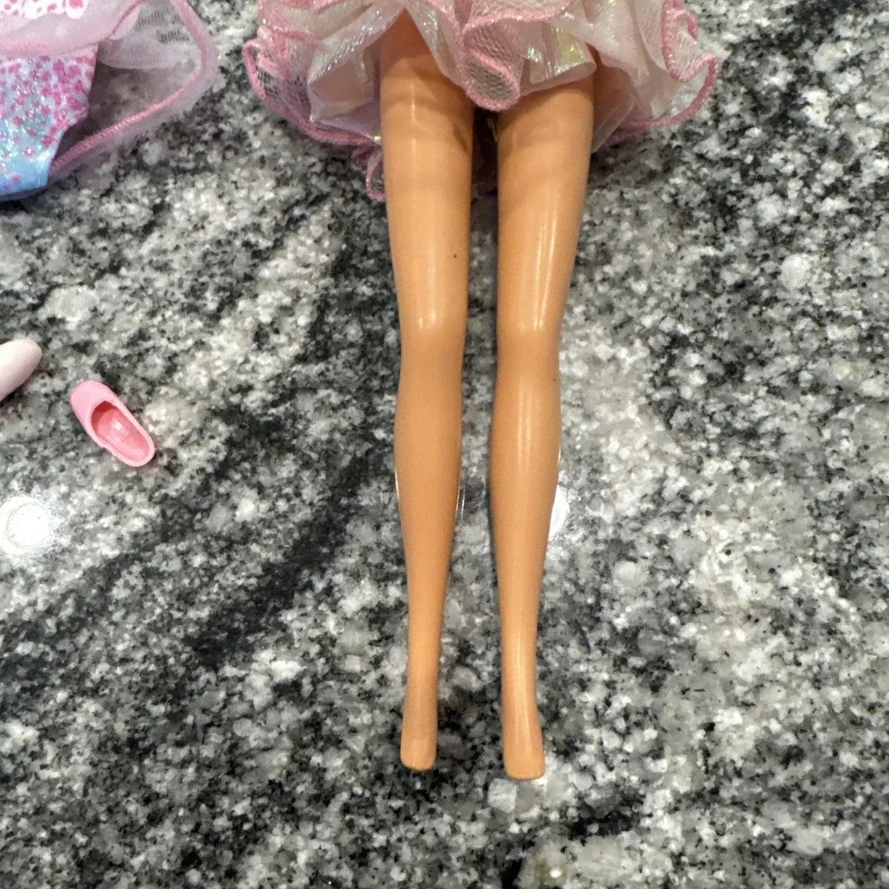 Vtg 1976 Mattel ON‎ TOUR Ballerina Barbie Doll  in Original Outfit