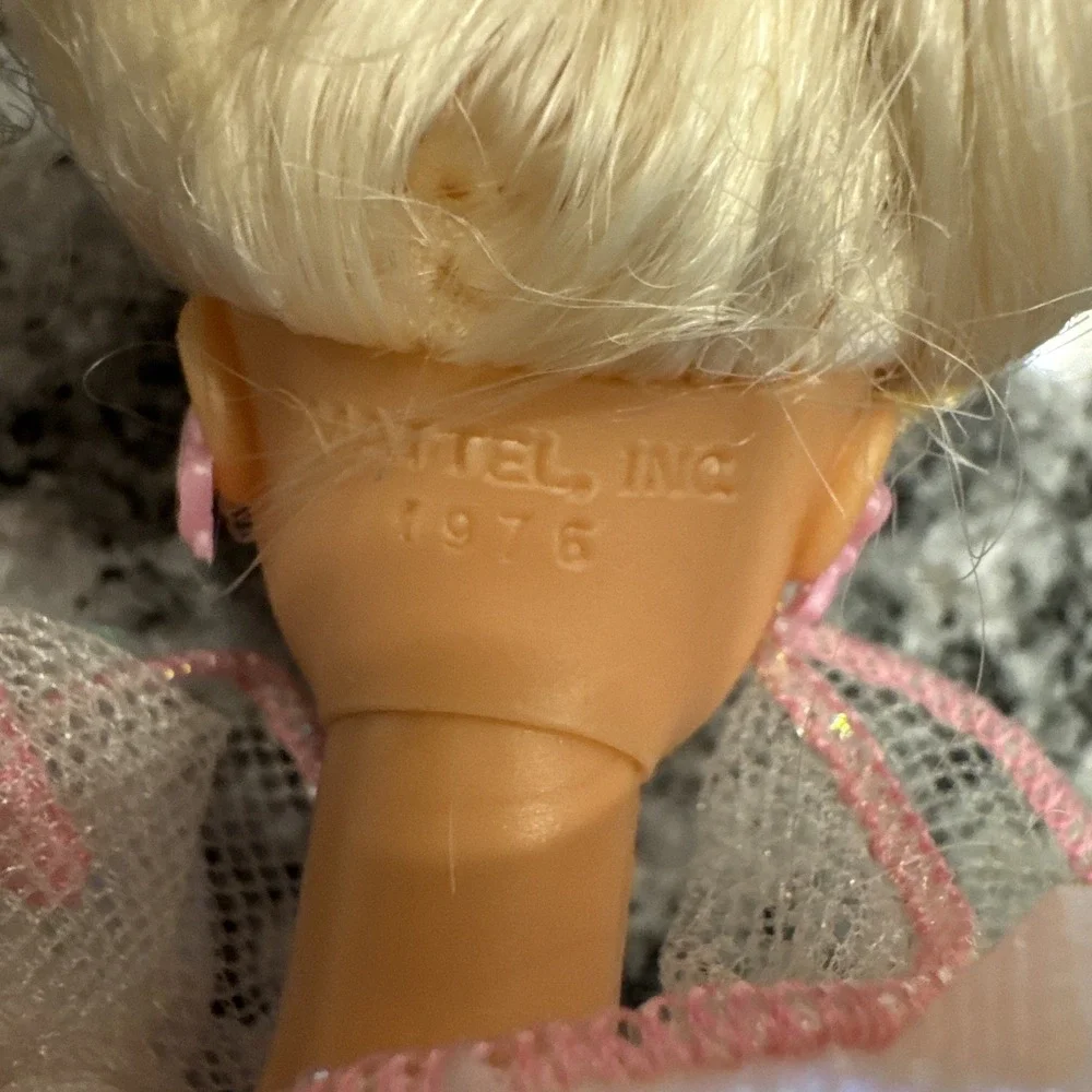 Vtg 1976 Mattel ON‎ TOUR Ballerina Barbie Doll  in Original Outfit