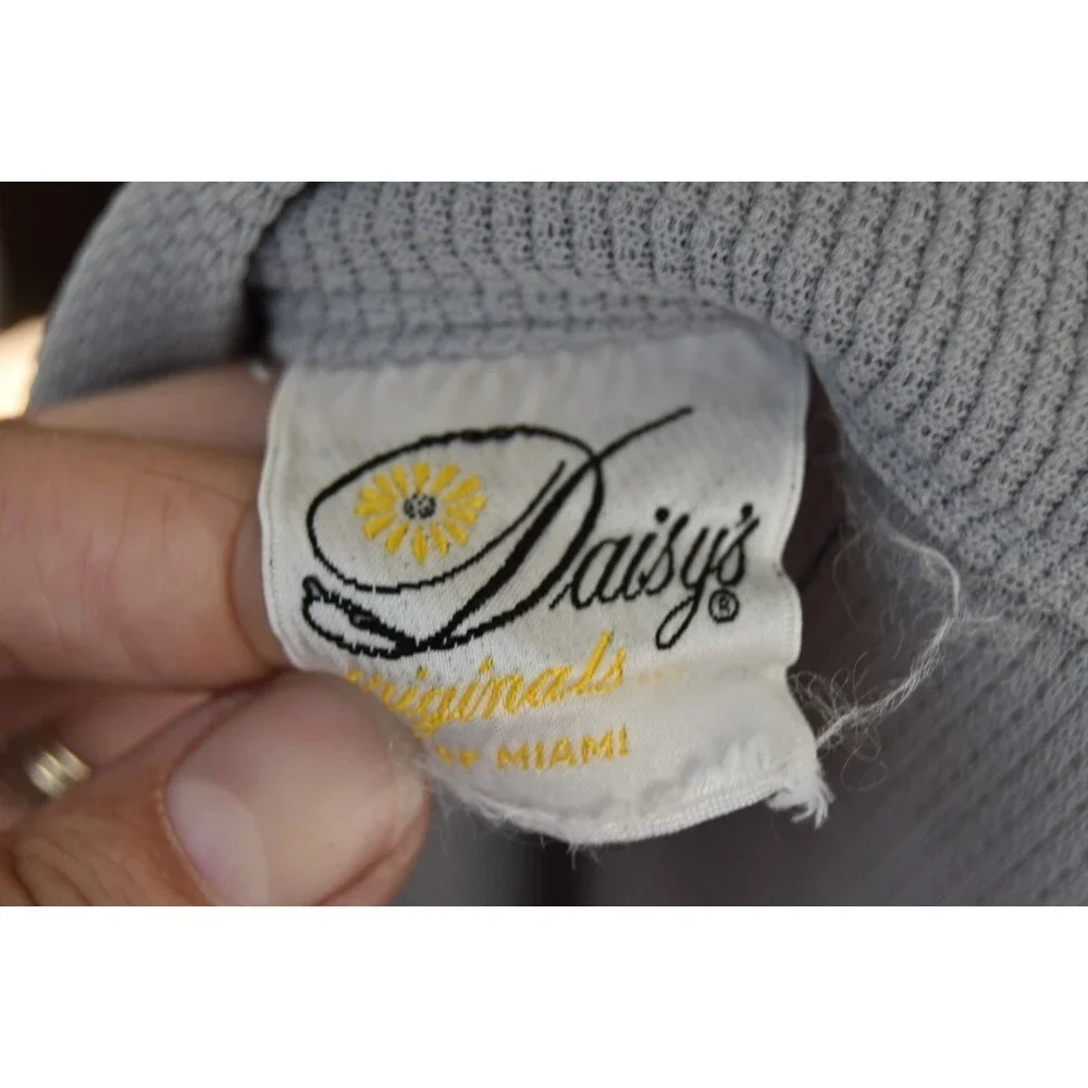 Daisys Originals please across would