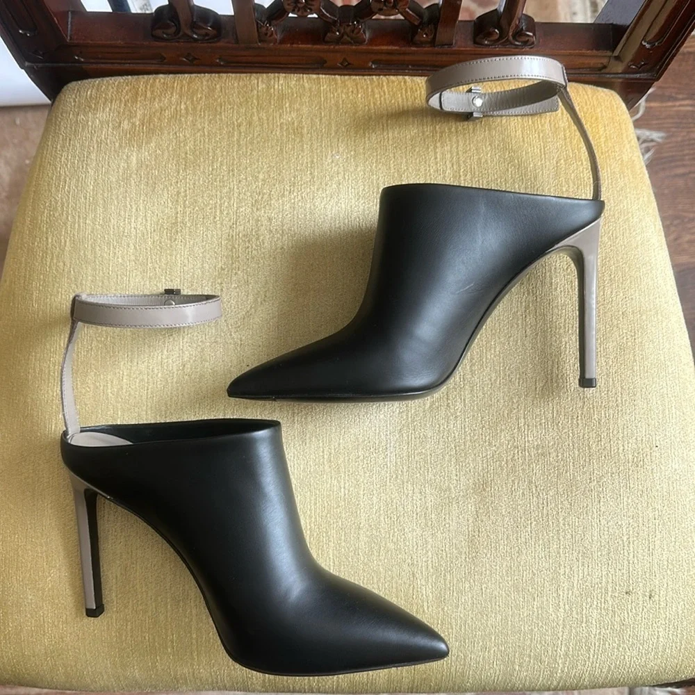 Vince black leather