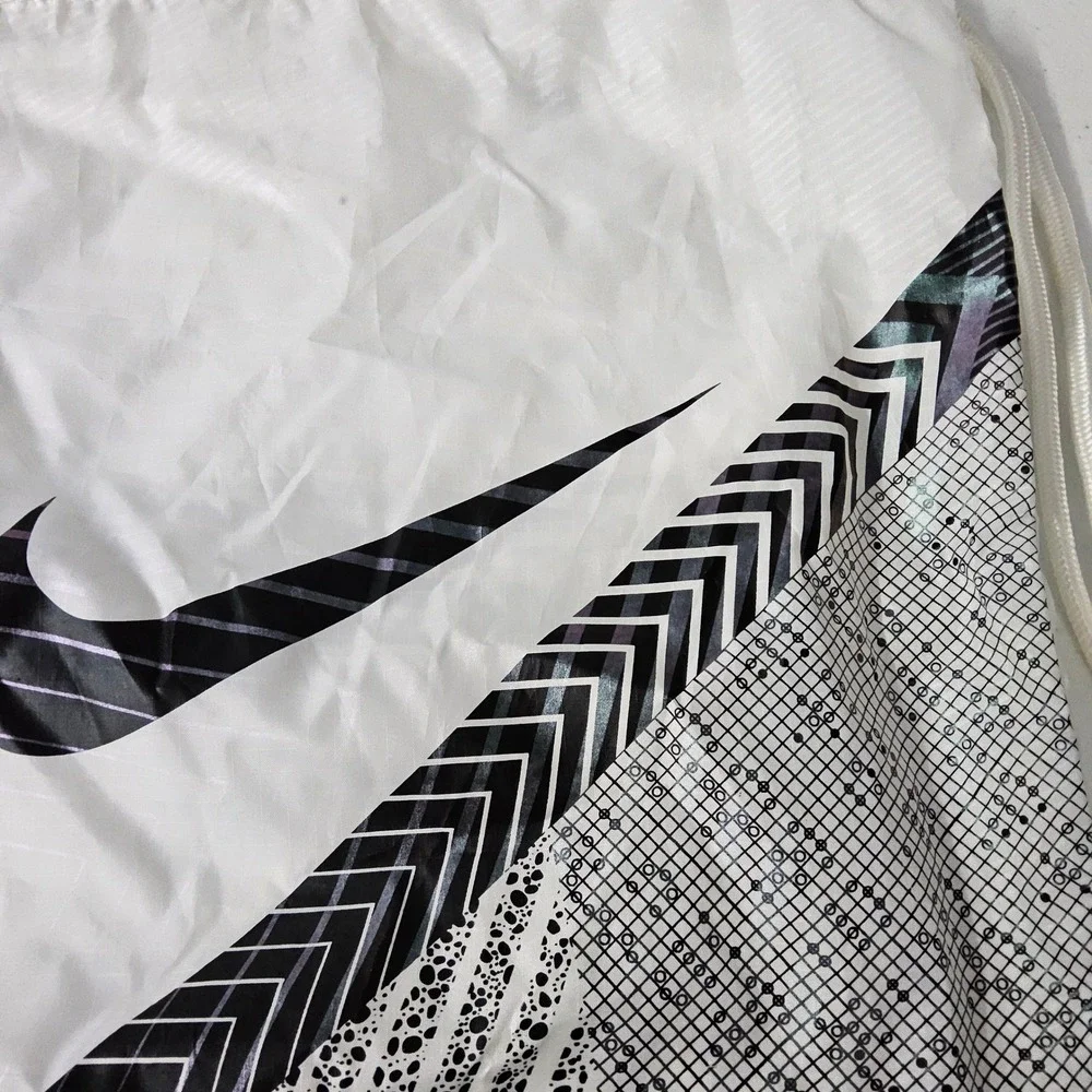 Nike Drawstring Bag Gym Sack‎ Sport Backpack Lightweight Black White